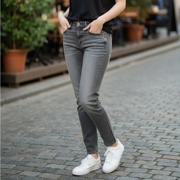 Lucky Brand Charcoal Denim Pants - Picture 6 of 6